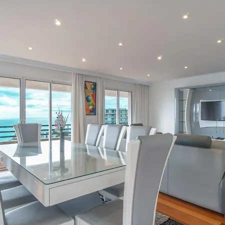 아파트 Monumental Palace