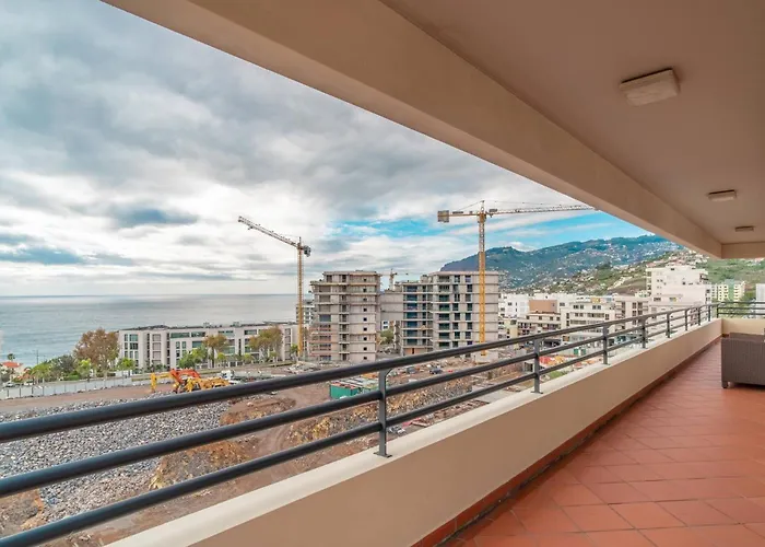 Ferienhaus Monumental Palace